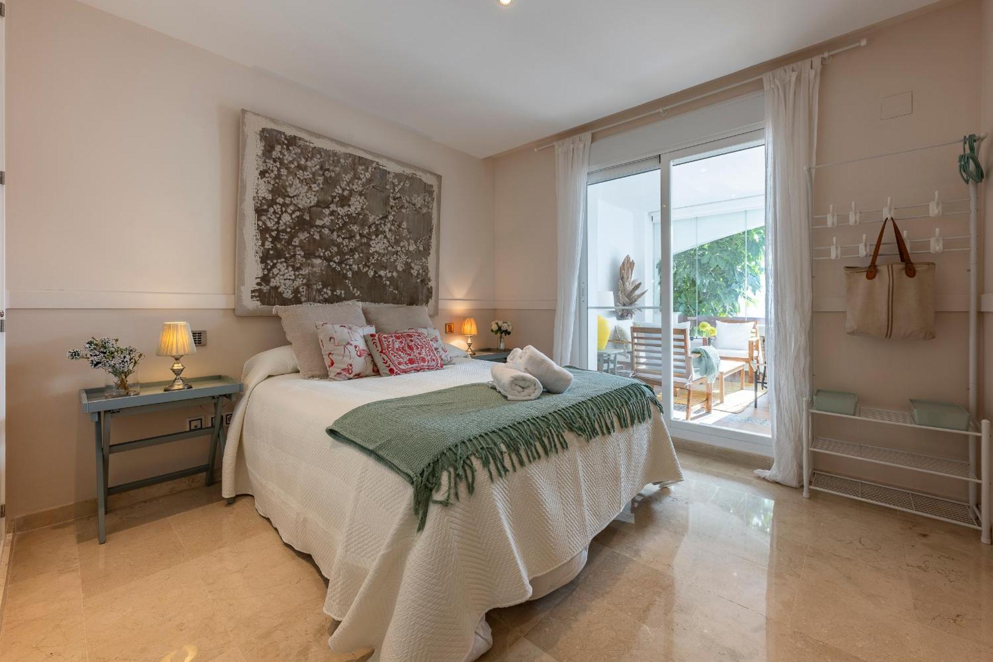 Apartment Aloha Royal Marbella, 2br Wonderful In Nueva Andalucia