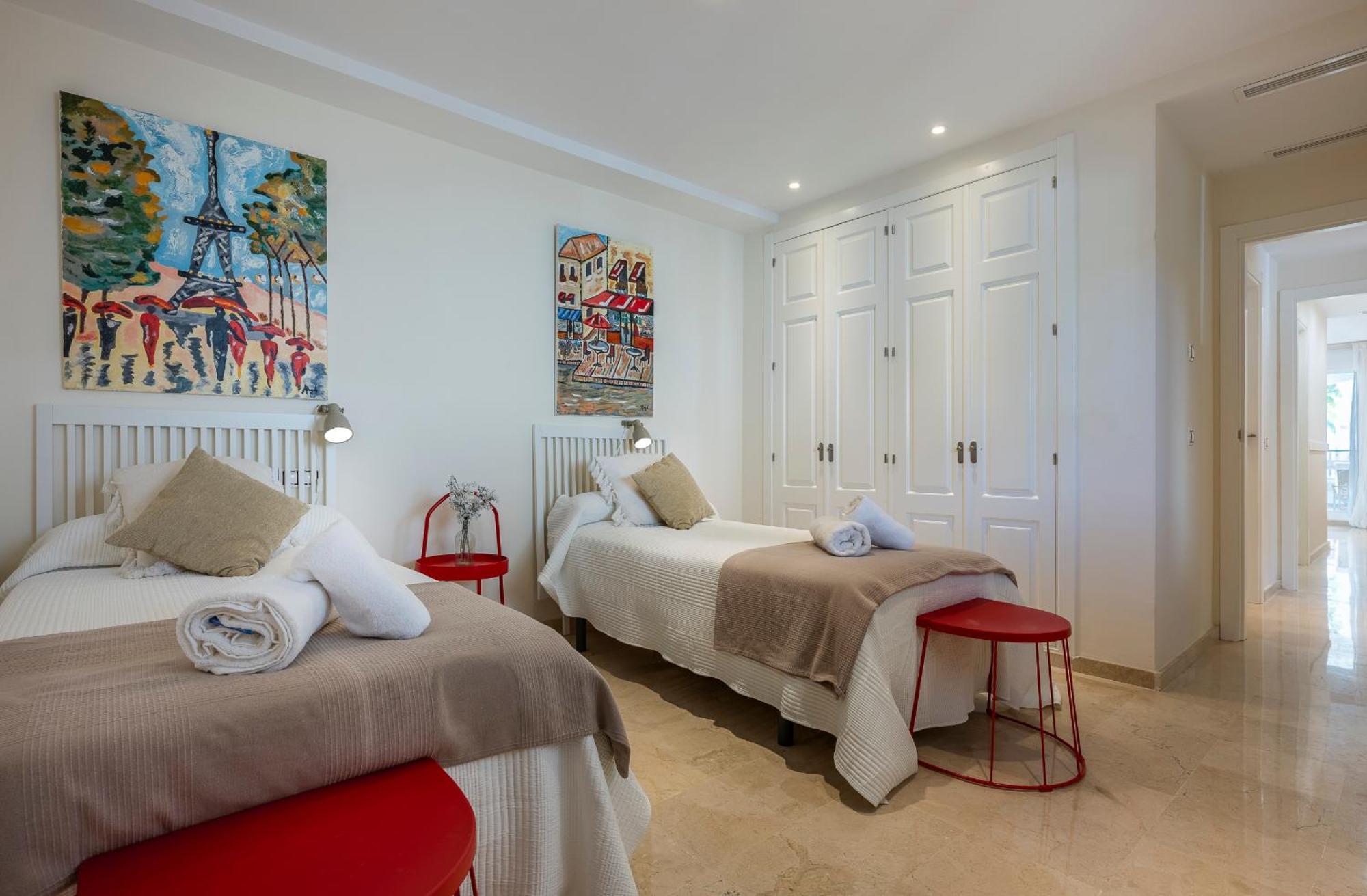 Aloha Royal Marbella, 2br Wonderful In Nueva Andalucia Apartment